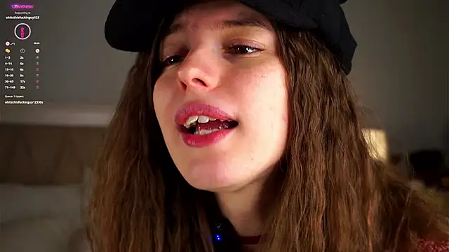 Snapshot of DarylBarks chatting on January 2025 01:11:02 AM DarylBarks online show from January 2025 01:11:02 AM