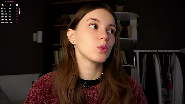 Snapshot of DarylBarks chatting on October 2025 01:06:02 AM DarylBarks online show from October 2025 01:06:02 AM