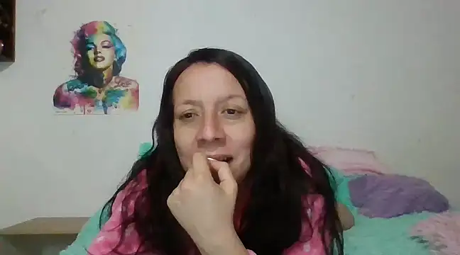 Snapshot of milfevha chatting on January 2025 11:46:01 PM milfevha online show from January 2025 11:46:01 PM