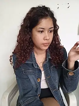 Caccau scorpion online show from October 2025 12:24:02 PM