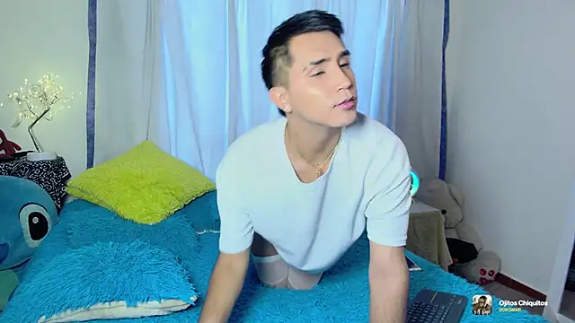 Snapshot of Chris_Maddox chatting on November 2025 09:03:01 PM Chris Maddox online show from November 2025 09:03:01 PM