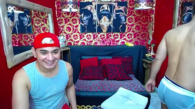 Snapshot of BOYSPEIN chatting on February 2025 10:48:01 AM BOYSPEIN online show from February 2025 10:48:01 AM