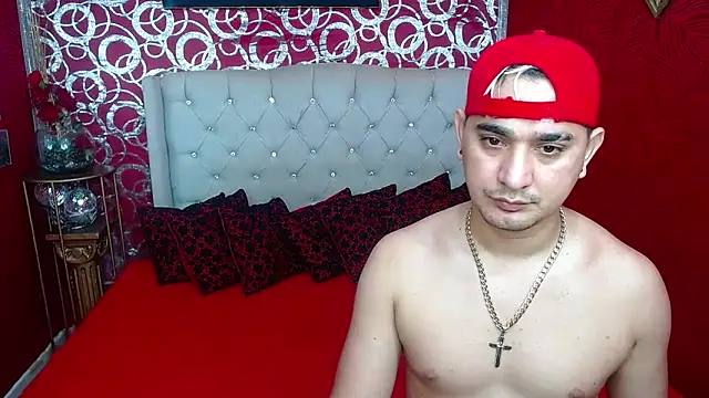 Snapshot of BOYSPEIN chatting on March 2025 02:26:02 PM BOYSPEIN online show from March 2025 02:26:02 PM