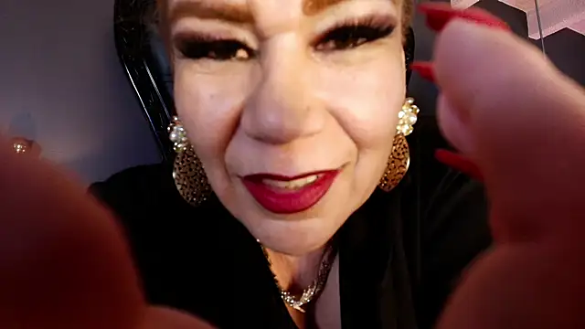 MelaniaKnauss online show from June 2026 09:46:01 PM