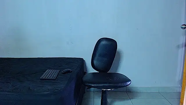 mikecoper 23 online show from February 2026 01:22:02 PM