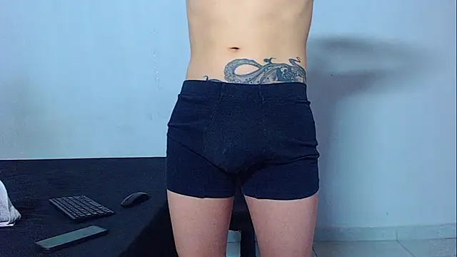 mikecoper 23 online show from May 2026 01:40:01 PM