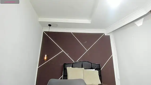 Snapshot of AntonellaRosee_ chatting on February 2025 11:32:02 AM AntonellaRosee online show from February 2025 11:32:02 AM