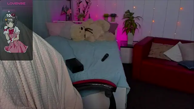 Makima lee online show from December 2024 07:32:02 PM