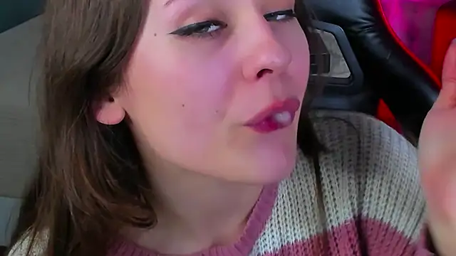 Makima lee online show from February 2025 04:32:01 PM