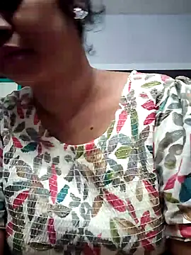 Snapshot of Bangarupapa chatting on January 2025 03:18:02 PM Bangarupapa online show from January 2025 03:18:02 PM