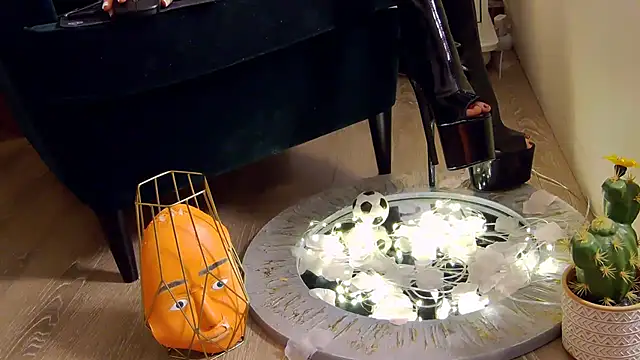 Snapshot of FeetVibe chatting on February 2025 09:21:02 AM FeetVibe online show from February 2025 09:21:02 AM