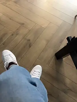 Snapshot of FeetVibe chatting on October 2025 07:07:02 AM FeetVibe online show from October 2025 07:07:02 AM