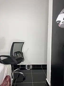 prettiepearl online show from November 2025 11:51:01 PM