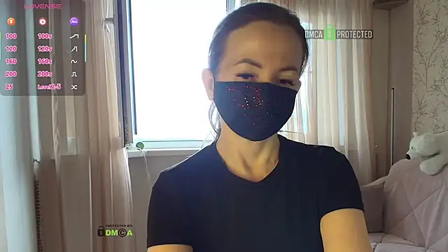 MilfeaN online show from October 2025 08:58:02 AM