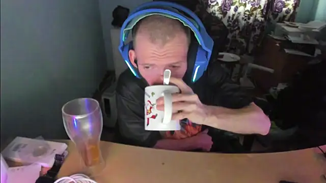 sexy264329 online show from March 2025 05:28:01 PM