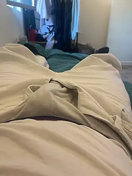 Snapshot of Enzo_showww chatting on December 2024 03:38:02 PM Enzo showww online show from December 2024 03:38:02 PM