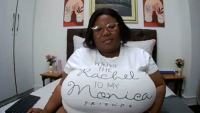 Snapshot of DAIRYBELLELIZxx chatting on July 2026 08:19:01 PM DAIRYBELLELIZxx online show from July 2026 08:19:01 PM