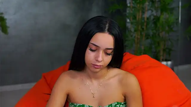 CherrySelena online show from October 2025 05:42:01 PM