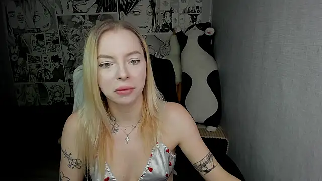 Martha Cameron online show from December 2024 02:53:01 AM