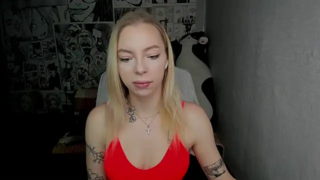 Martha Cameron online show from December 2024 06:59:01 PM