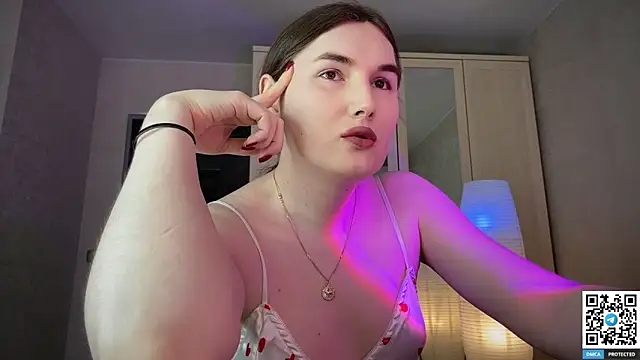 Maria Bowie online show from May 2026 02:01:01 PM
