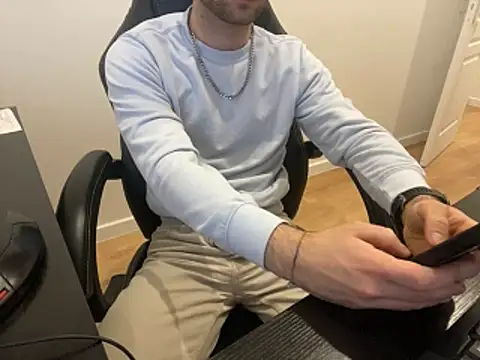 French Dream online show from February 2026 06:34:02 PM