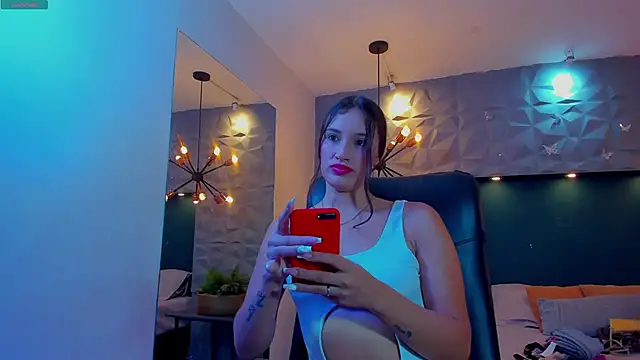 LaurenJhonsonn online show from January 2025 03:11:02 AM