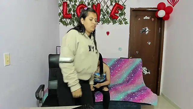 Snapshot of Luna_Star_Sl chatting on March 2025 12:12:01 PM Luna Star Sl online show from March 2025 12:12:01 PM