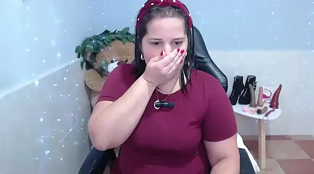 Snapshot of kiara_scottt chatting on January 2025 07:55:02 AM kiara scottt online show from January 2025 07:55:02 AM