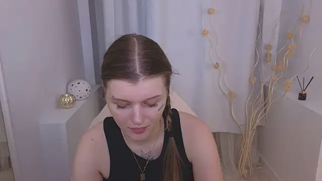 Snapshot of Miuu_miuu chatting on January 2025 09:28:01 PM Miuu miuu online show from January 2025 09:28:01 PM