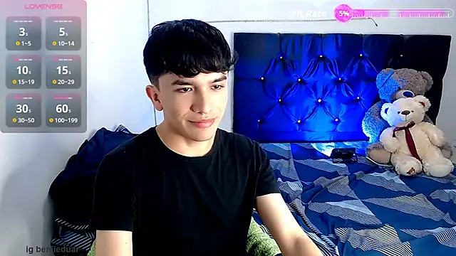 benji hoter online show from November 2025 12:21:02 AM