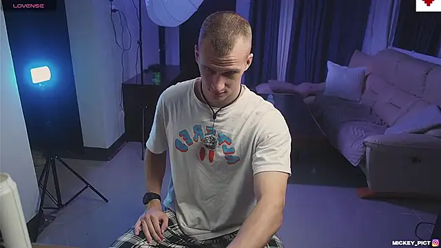 mickeypict online show from January 2026 12:26:01 AM