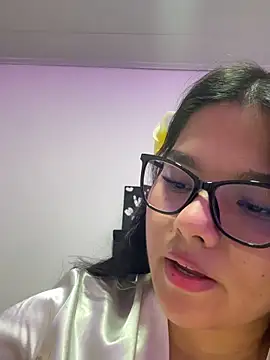 SophieHarris  online show from May 2026 04:28:01 AM