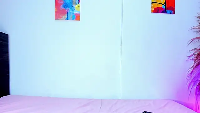 AnnieSofiia online show from September 2025 07:48:02 PM