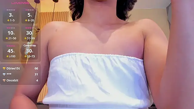 Snapshot of HOTTY_RED_ chatting on February 2025 05:40:02 PM HOTTY RED online show from February 2025 05:40:02 PM