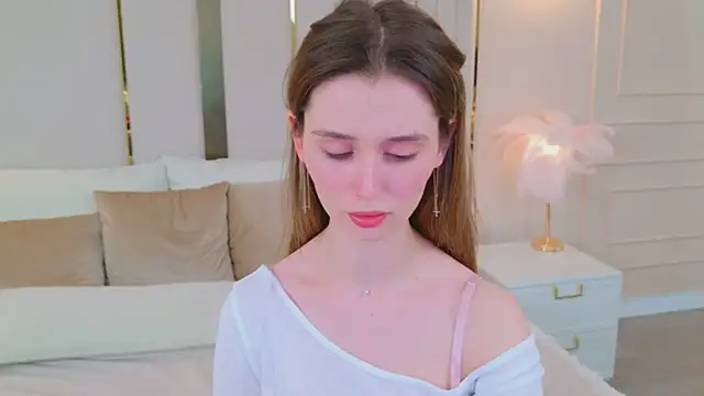 MarybethSnow online show from April 2026 05:04:02 PM