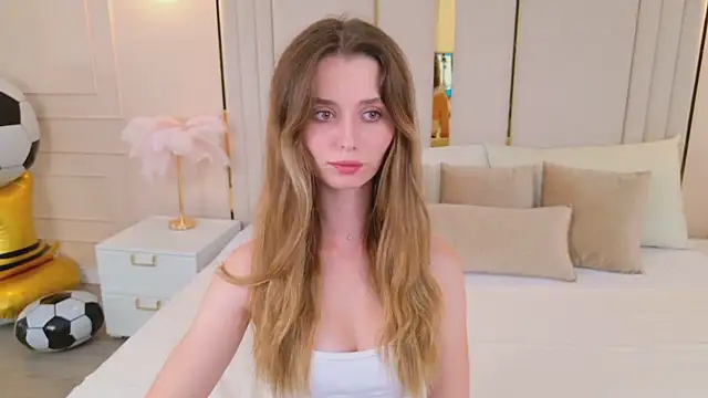 MarybethSnow online show from July 2026 05:08:01 PM