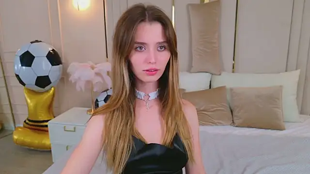 MarybethSnow online show from July 2026 05:17:02 PM