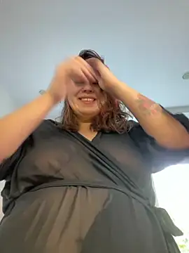Snapshot of SuzieMurray chatting on September 2025 10:19:01 AM SuzieMurray online show from September 2025 10:19:01 AM