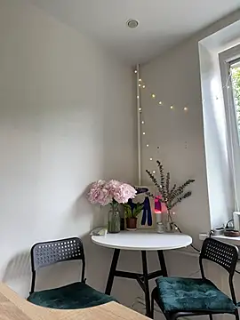 SuzieMurray online show from June 2026 08:42:01 AM