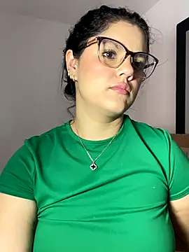 Snapshot of kimberlyhills1 chatting on October 2025 07:36:02 PM kimberlyhills1 online show from October 2025 07:36:02 PM