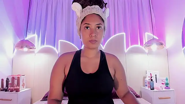 Snapshot of Laurentdupont04 chatting on October 2025 03:04:01 AM Laurentdupont04 online show from October 2025 03:04:01 AM