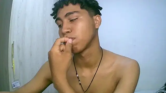 sexy diamante  online show from November 2025 12:10:01 AM