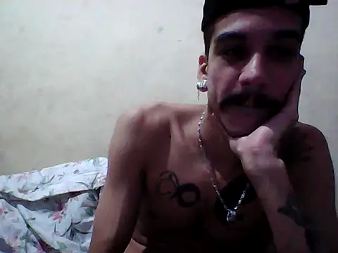 gatobranco001 online show from March 2025 12:12:01 PM