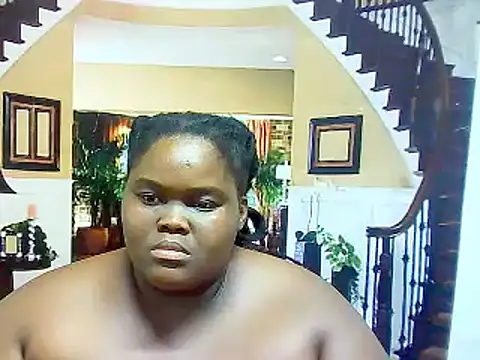 Snapshot of EbonyHotBuns chatting on February 2025 12:34:02 PM EbonyHotBuns online show from February 2025 12:34:02 PM