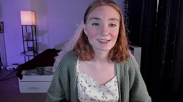 Snapshot of ReddHotPipper chatting on November 2025 02:45:02 AM ReddHotPipper online show from November 2025 02:45:02 AM