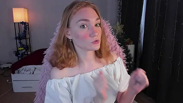 Snapshot of ReddHotPipper chatting on December 2025 03:44:02 AM ReddHotPipper online show from December 2025 03:44:02 AM