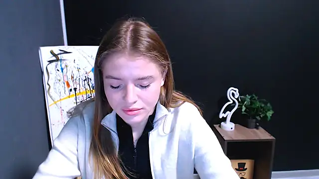 Snapshot of MissOliviaa_ chatting on November 2025 05:00:02 PM MissOliviaa online show from November 2025 05:00:02 PM