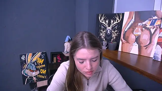 Snapshot of MissOliviaa_ chatting on November 2025 04:40:02 PM MissOliviaa online show from November 2025 04:40:02 PM