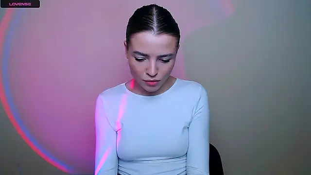 MissOliviaa  online show from February 2026 01:25:01 PM